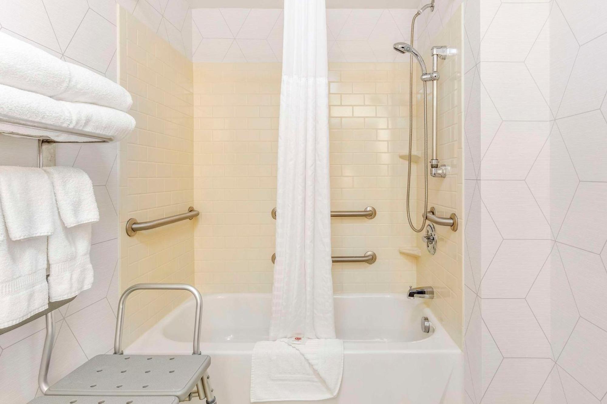 Comfort Suites Whitsett - Greensboro East Luaran gambar