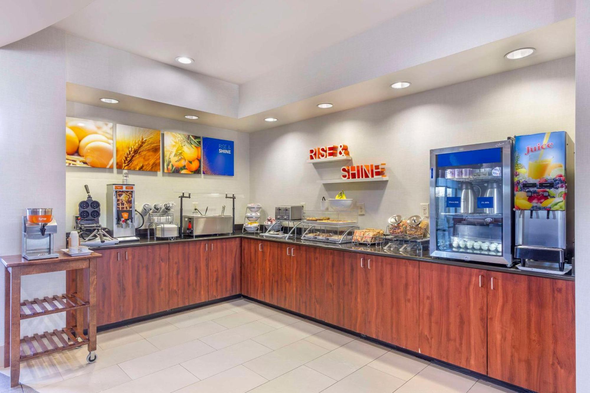 Comfort Suites Whitsett - Greensboro East Luaran gambar